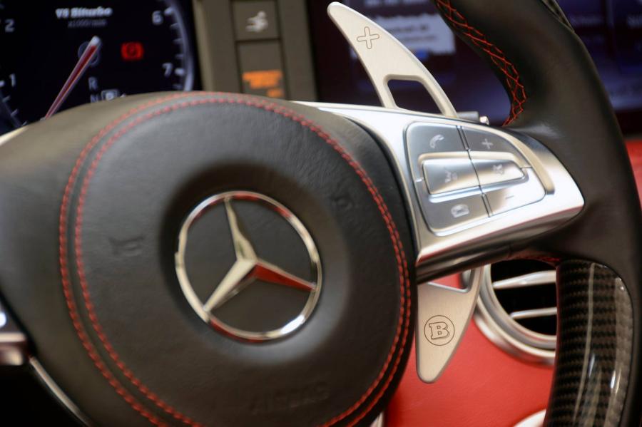 Детали интерьера Mercedes-AMG S63 850 Cabriolet by Brabus 2016 года  (фото 2 из 50)